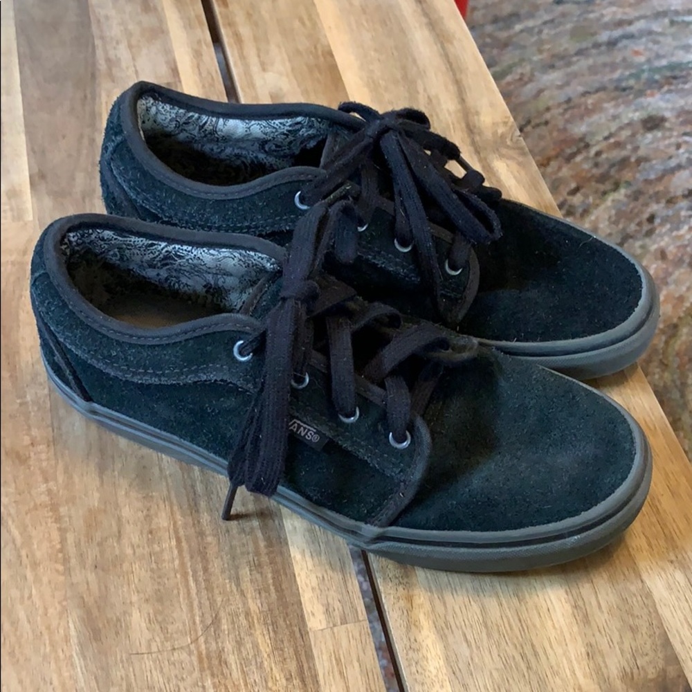 Black suede Vans low tops size 5 youth